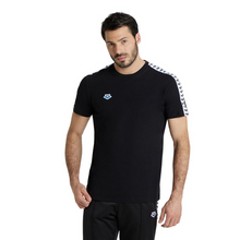 Load image into Gallery viewer, arena-mens-t-shirt-team-black-white-black-002701-501-ontario-swim-hub-3