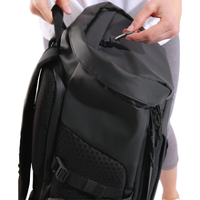 Load image into Gallery viewer, arena-ulixes-backpack-42l-black-101238-100-ontario-swim-hub-5