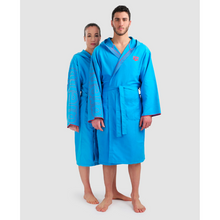 Load image into Gallery viewer, arena-zeal-plus-bathrobe-blue-red-005308-400-ontario-swim-hub-3