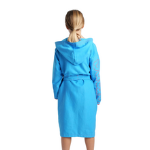 Load image into Gallery viewer, arena-zeal-plus-junior-bathrobe-blue-red-005309-400-ontario-swim-hub-4