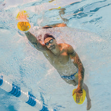 Load image into Gallery viewer, Finis - Agility Paddles Floating (105145) 1.05.129-Usage.Main-14