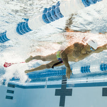 Load image into Gallery viewer, Finis - Swim Parachute (105110) 1.05.110-Red-Usage.Main-4