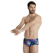 Load image into Gallery viewer, arena-mens-allover-low-waist-swim-shorts-black-multi-004673-550-ontario-swim-hub-5