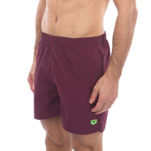 Load image into Gallery viewer, MEN'S FUNDAMENTALS SIDES VENT BOXER SWIM SHORTS - OntarioSwimHub
