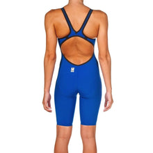 Load image into Gallery viewer, arena Race Suit for Women in Blue - Women’s Powerskin Carbon Air2 Open-Back Kneeskin back