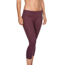 Load image into Gallery viewer, arena-womens-gym-three-quarter-tights-red-wine-black-001618-435-ontario-swim-hub-5