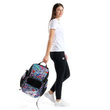 Load image into Gallery viewer, arena-one-go-backpack-45l-allover-arena-iguanas-101232-907-ontario-swim-hub-9
