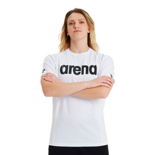 Load image into Gallery viewer,     arena-unisex-logo-t-shirt-white-005336-100-ontario-swim-hub-5
