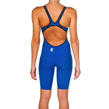 Load image into Gallery viewer, arena Race Suit for Women in Blue - Women’s Powerskin Carbon Air2 Open-Back Kneeskin back
