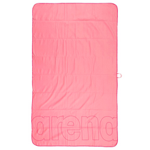 Load image into Gallery viewer, arena-smart-plus-pool-towel-pink-hot-pink-005311-300-1
